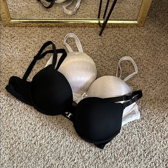 Ilya plunging push-up Elegant Black and White Women's Bra Set - Picture 1 of 10